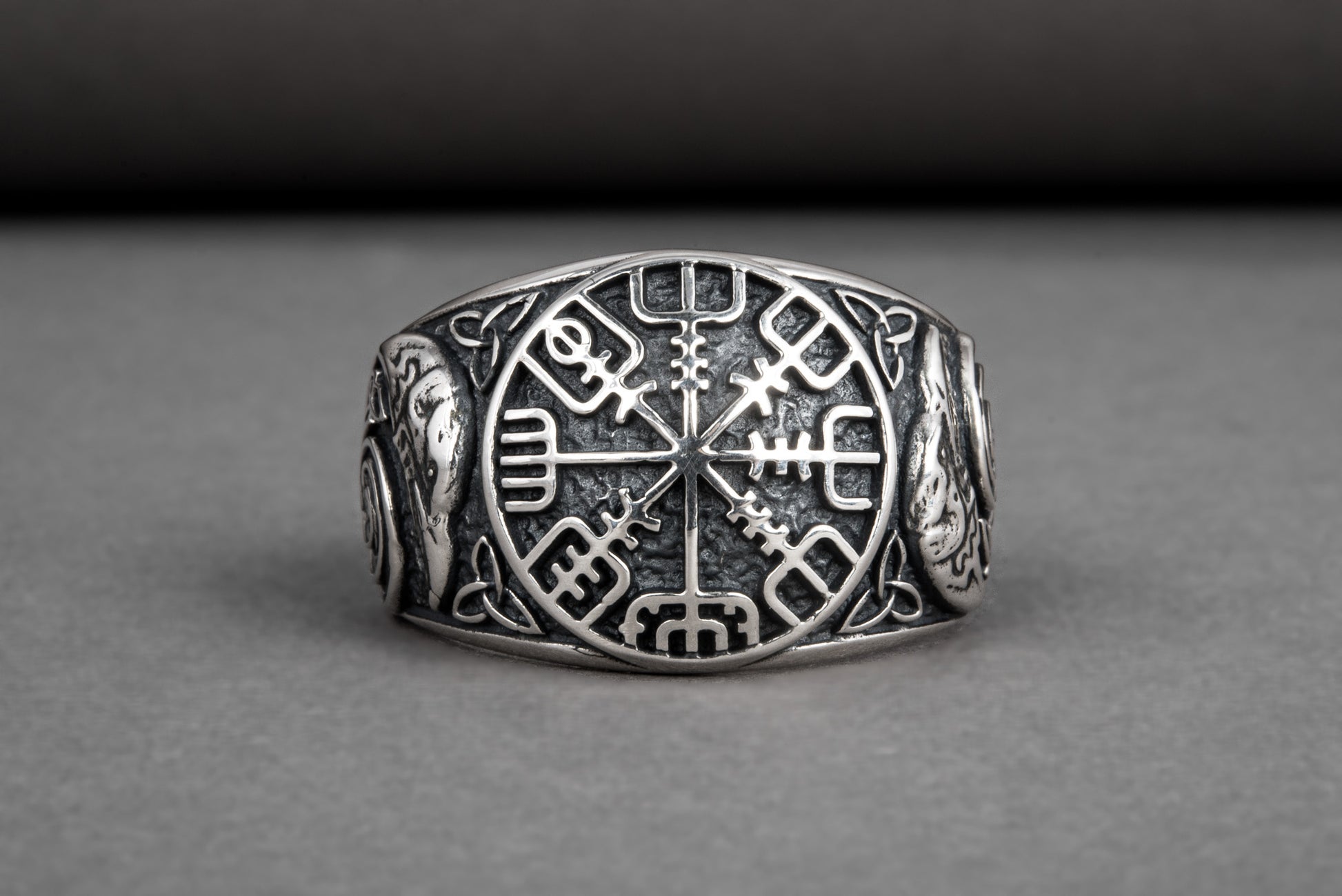 vkngjewelry Ring Handcrafted Vegvisir Ancient Ravens Sides Sterling Silver Ring