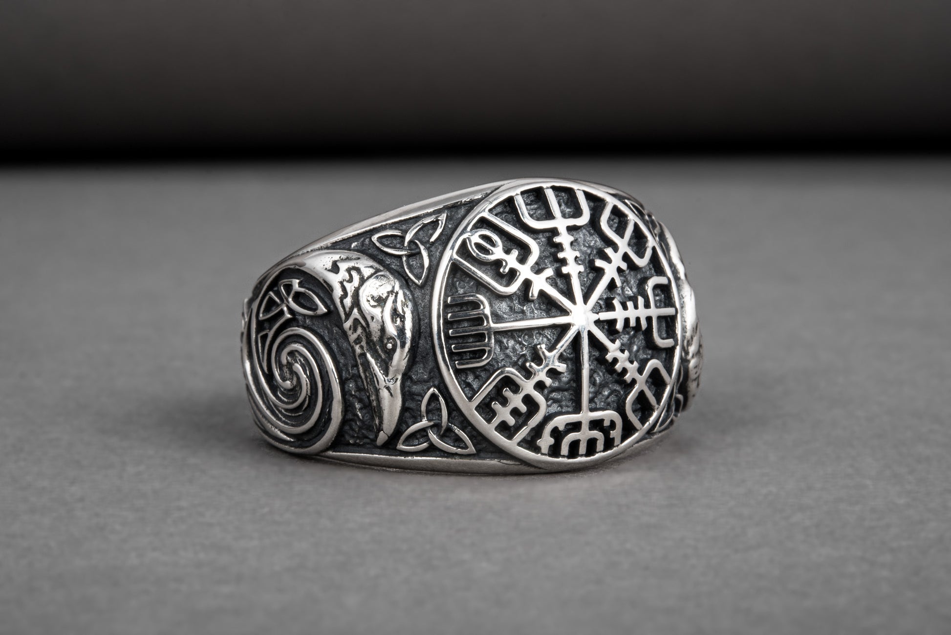 vkngjewelry Ring Handcrafted Vegvisir Ancient Ravens Sides Sterling Silver Ring