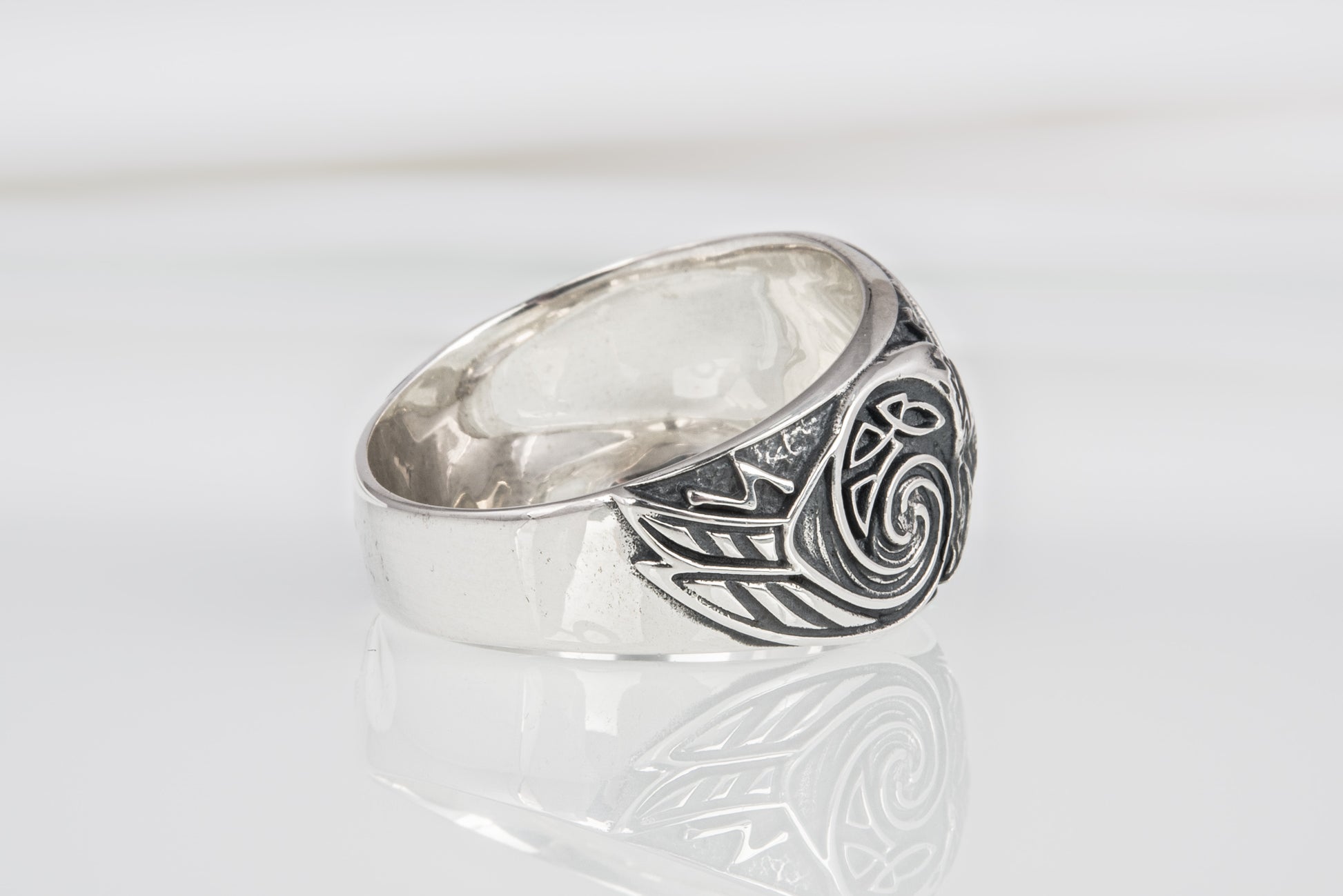 vkngjewelry Ring Handcrafted Vegvisir Ancient Ravens Sides Sterling Silver Ring
