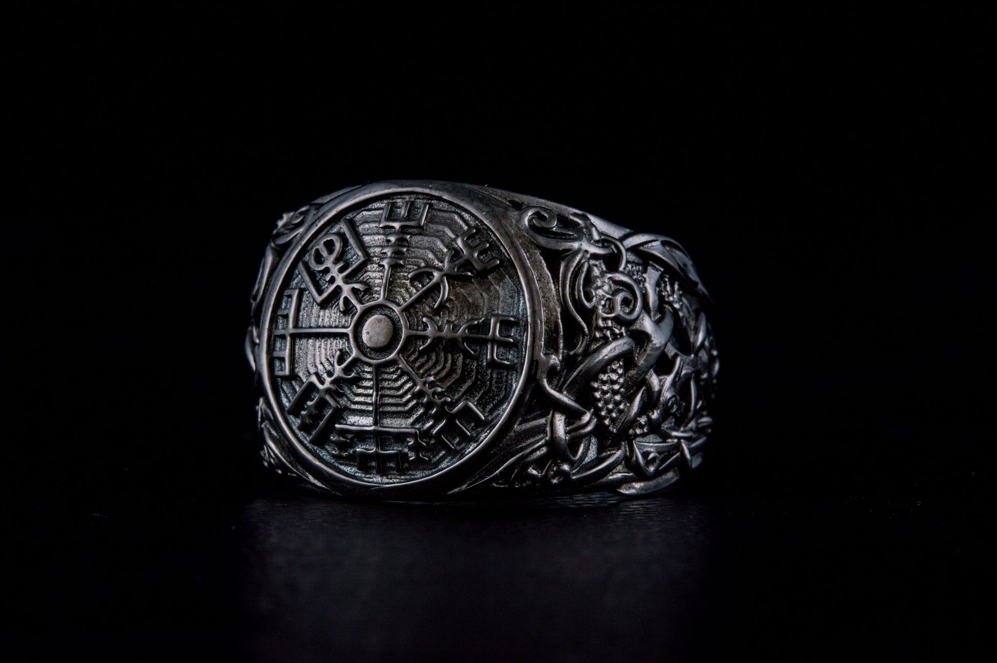 vkngjewelry Ring Handcrafted Vegvisir Symbol Mammen Style Ruthenium Ring