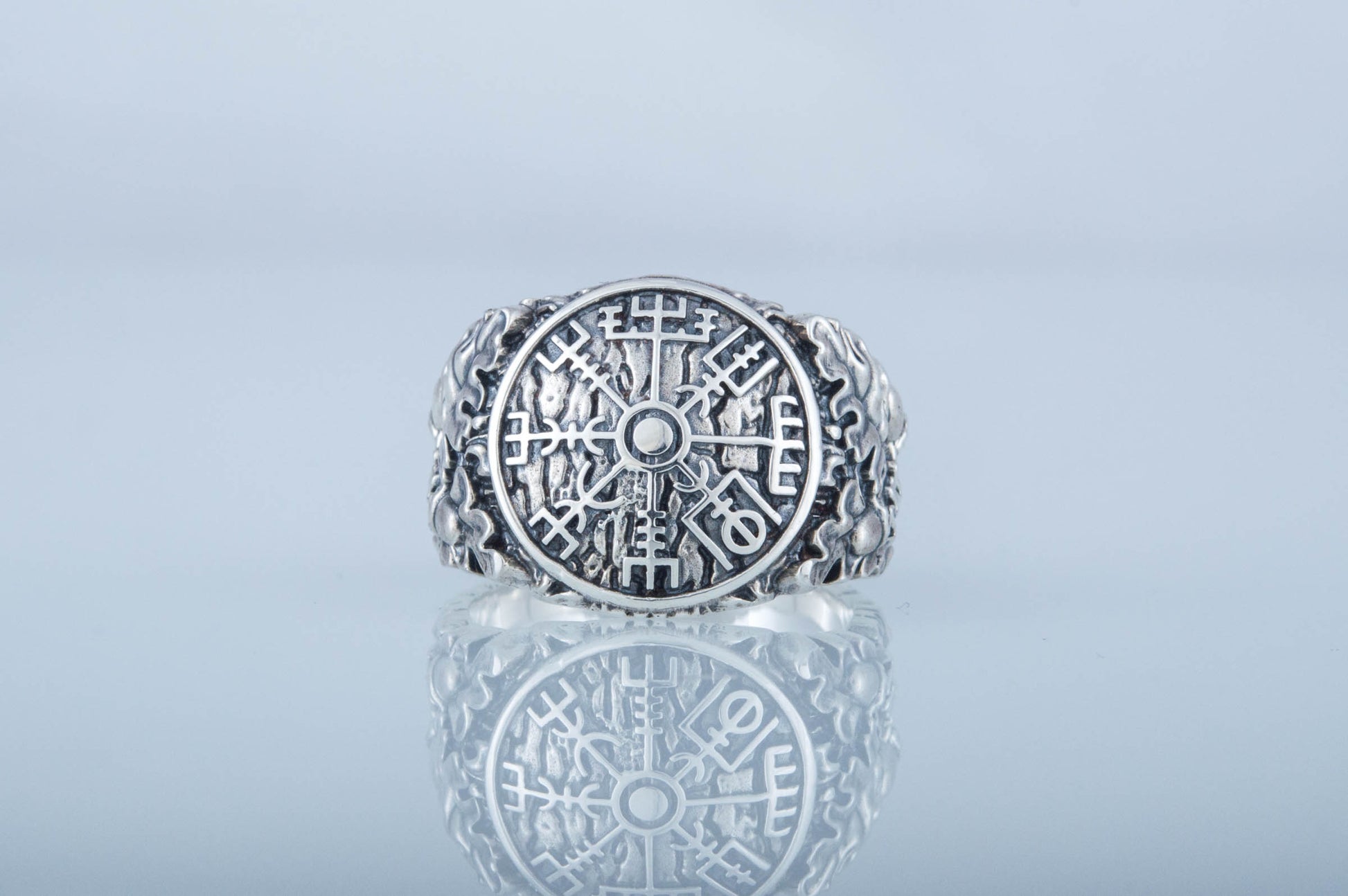 vkngjewelry Ring Handcrafted Vegvisir Symbol Oak Style Sterling Silver Ring