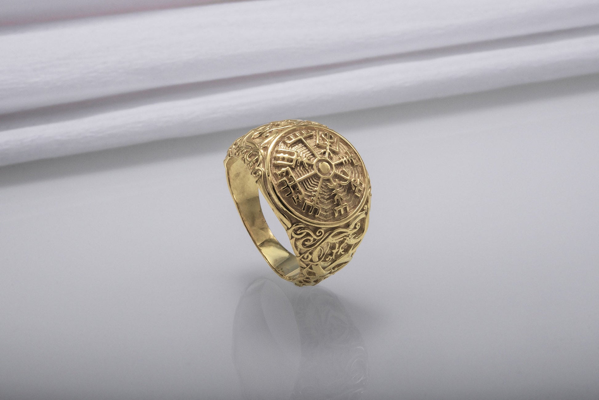 vkngjewelry Ring Handcrafted Vegvisir Symbol with Urnes Style Gold Ring